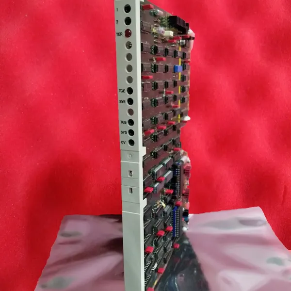 ABB ED1822A Brown Boveri Интерфейсная плата для данных