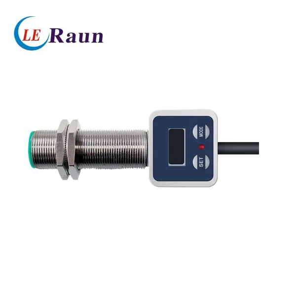LE Raun LB300E цифровой датчик уровня жидкости с ультразвуком, диапазон детекции 30 - 300 мм, IP67, аналоговый выход 10 - 30 ВDC, с медным покрытием