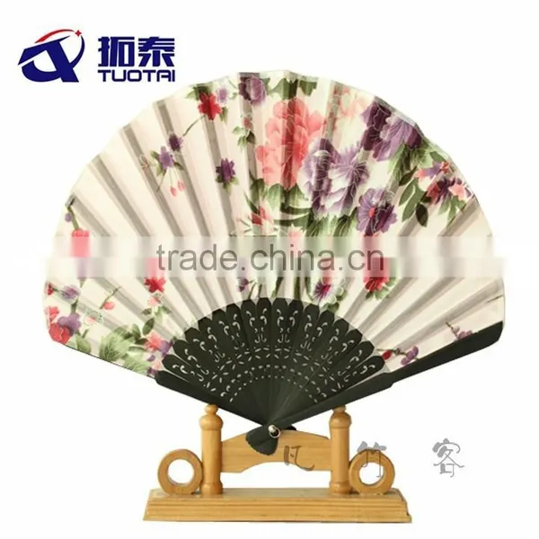 Simple Design Bamboo Fan