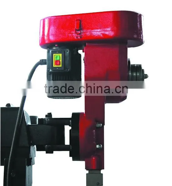 Vertical and Horizontal Spindle Universal Turret Type Miller With Slotting photo-3