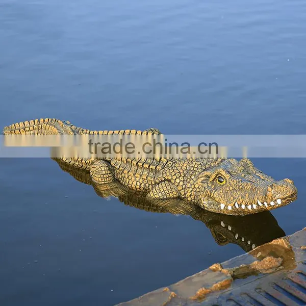 Wholesale Outdoor Garden Decoration Promotion Life Size Crocodile Fiberglass Animals for Sale photo-5