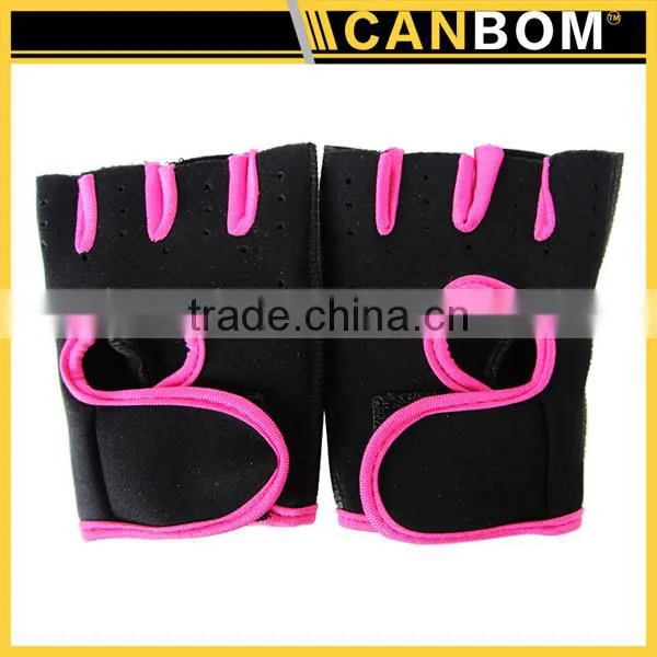 Promotion Price Perfect In Workmanship Ventilate Sports Gloves photo-3
