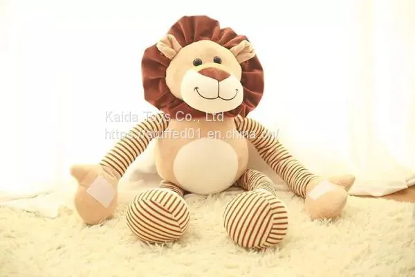 CUTE LITTLE LION