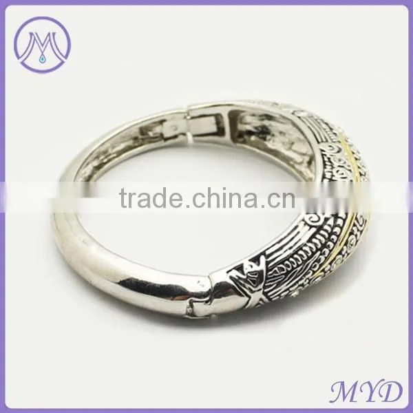 Metal Filigree Cuff Bracelet photo-3