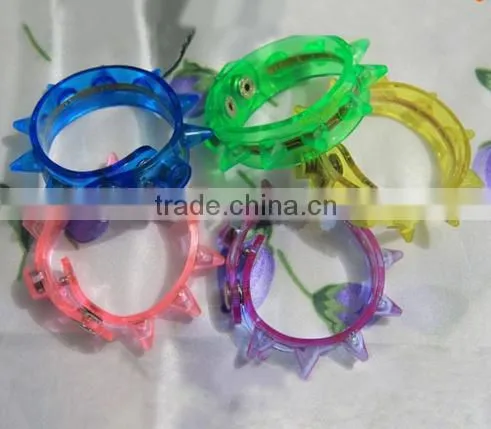 2016 New Arrival Multi Colors Night Glow Stick Flashing Bracelet Light Sticks Festival Items DIY Led Party Kids Toy photo-2