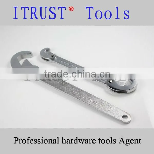 2pcs Universal Spanner WR7008