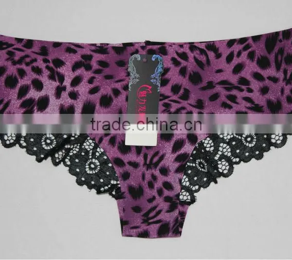 Lace Bonded Sexy Mature Women Panties photo-4