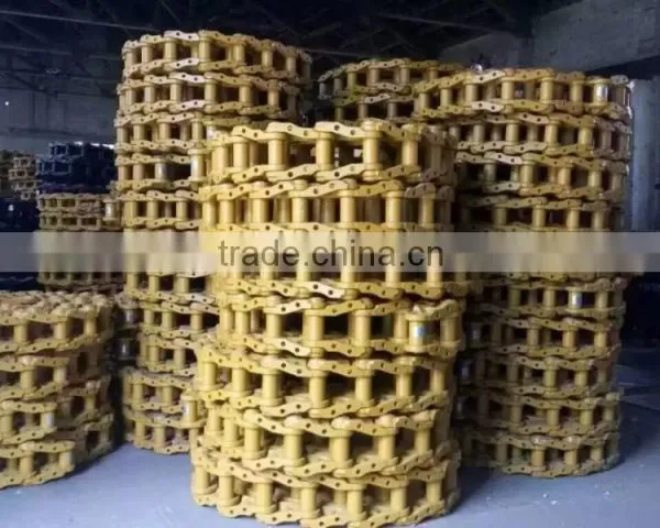 Excavator Track Link for EX400 ,9200210,ex400 Track Chain ,track Roller ,idler ,top Roller photo-3