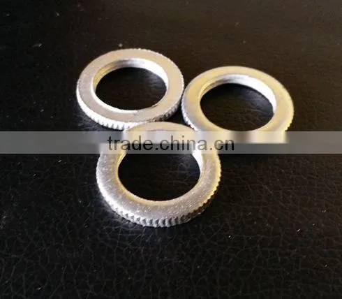 Gold Galvanized Electrical Male or Female Brass Bush (short) With Lock Nut photo-4