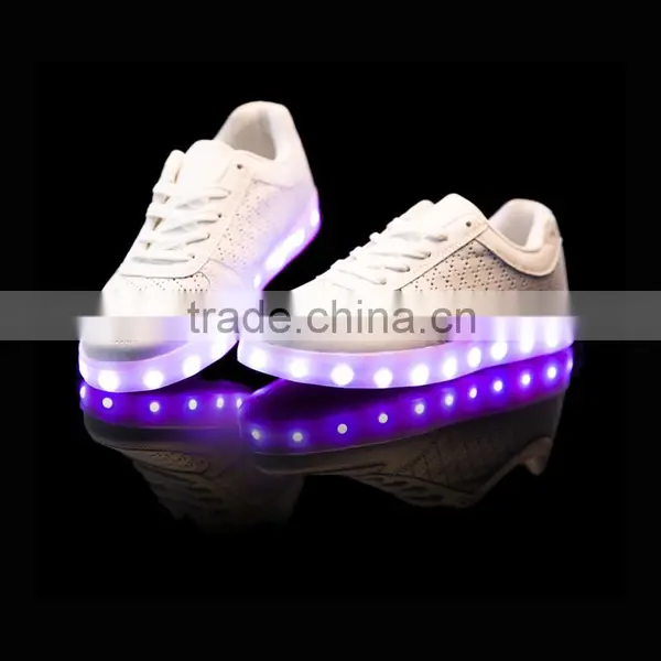 Factory Price Wholesale USB Charge Adults LED Shoes/LED Light up Shoes Sneaker photo-5