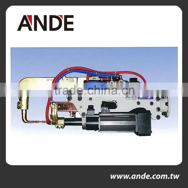 Made in Japan Customized High Welding Quality C Type Servo Gun for Car Hood Ass'y Welding photo-2