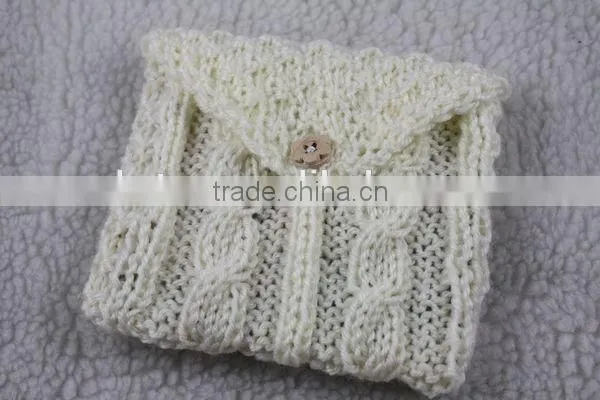 Custom Design Acrylic Material Handmade Knitted Ladies Purse photo-4