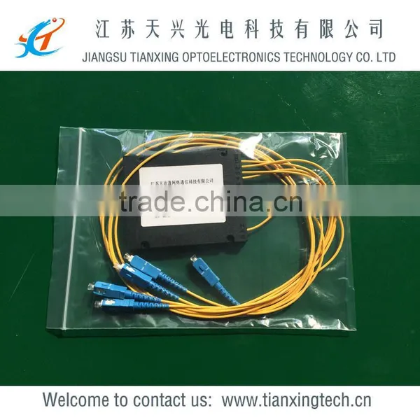 Free sample 1.5m pigtail SC/PC 1x4 PLC Splitter with module