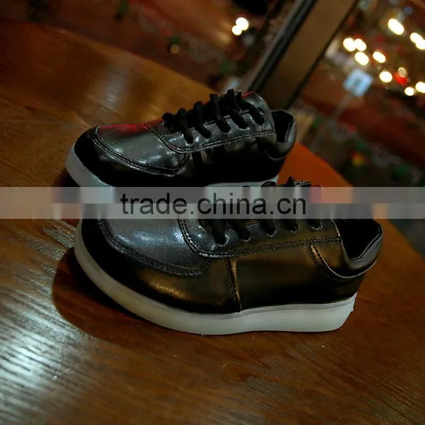 2016 Hot Chaussure Led Novelty New Unise Luminous Shoes Men & Women Fashion USB Recharge Shuffle Girl Elena in Youtube LED Shoes photo-3