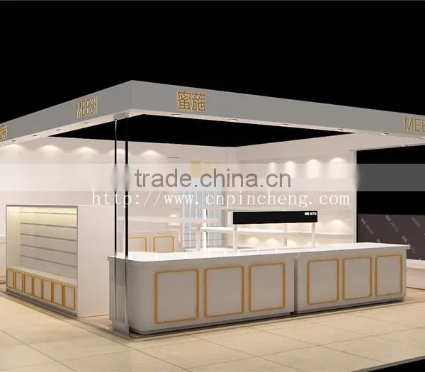 Living Room Glass Showcase Design for Diamond Jewelry Store Interior photo-2