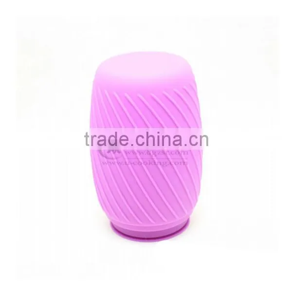 Silicone Vase of Flower photo-4