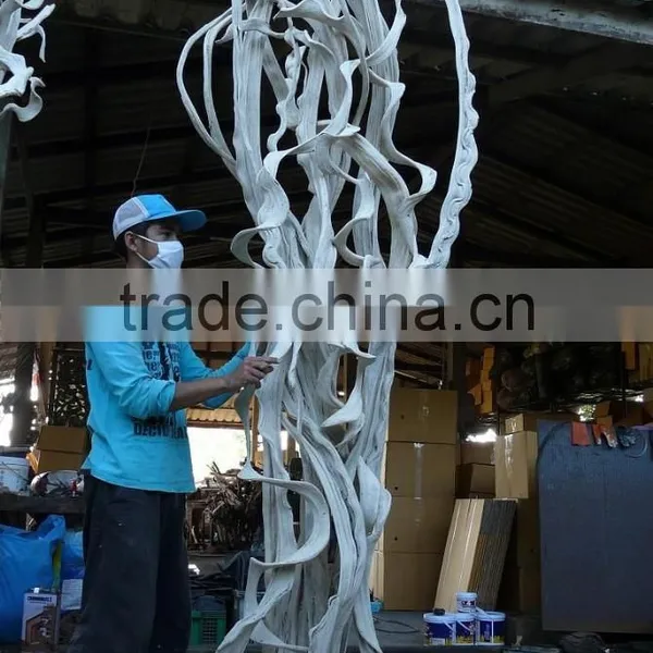 Liana Sculpture photo-2