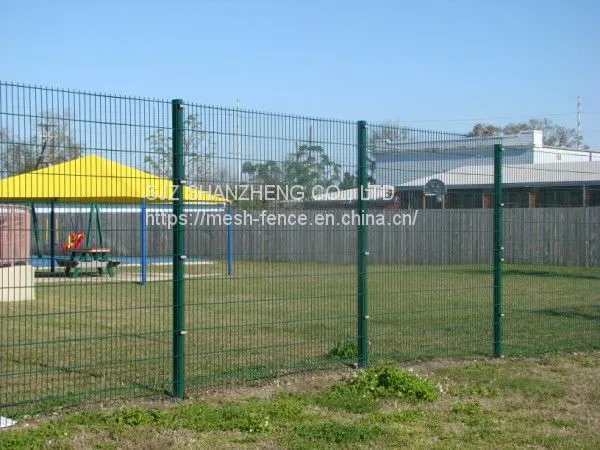 Welded Wire Mesh Fencing Rigid Panel in Europe Style photo-4