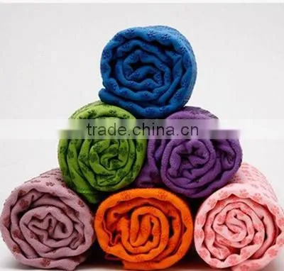 China Supplier Microfiber Yoga Towel With Mesh Bag photo-3