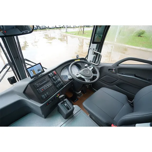 Luxury Mini Coach Sightseeing Bus 7-8m 30 Seater Diesel Engine Automatic 40 Seats Rhd Mini Bus Vehicle Guangtong 4x2 Manual photo-4