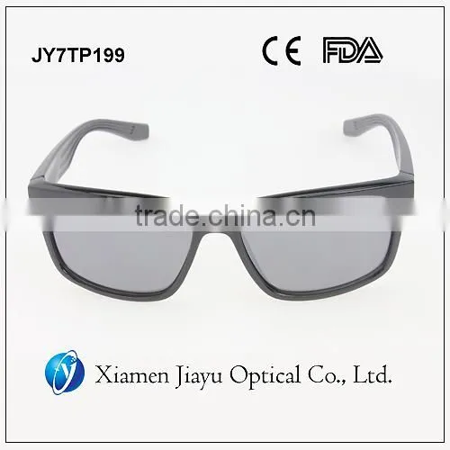 Factory Wholesale Cheap Polarized (or PC) Sunglasses for Unisex With Custom Logo photo-3