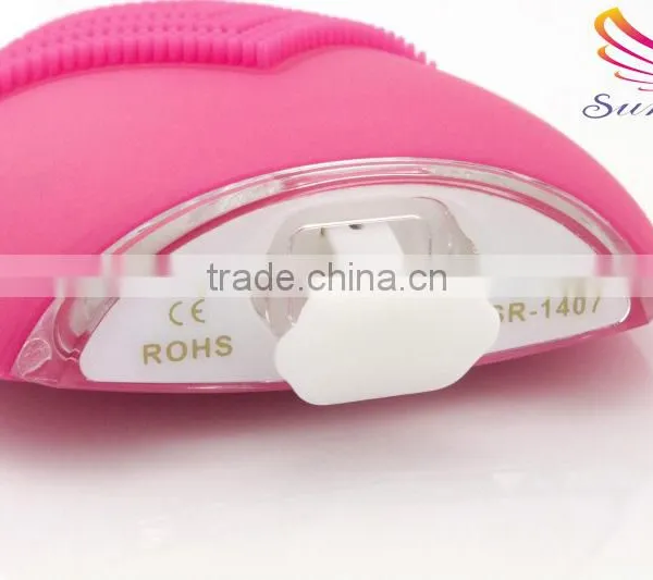 2016 New Hot Sell Electric Skin Care Set Facial Cleansing Brush Factory Price photo-2