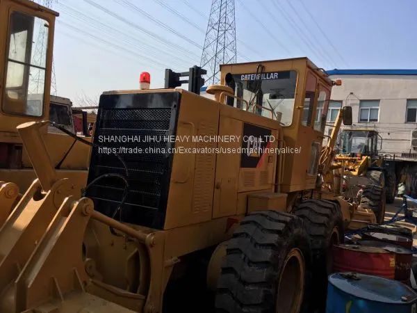Продаётся использованный бульдозер-равнитель Caterpillar 12G с кондиционером photo-4
