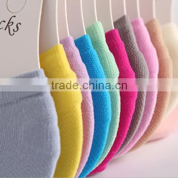 Zm40572b Summer Ventilate Velvet Women Cotton Socks Ladies Fancy Low-cut Liners Socks photo-2