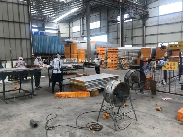 Fireproof Insulated Wall Roof Hollow Glass Magnesium Board MGO Sandwich Panel photo-4