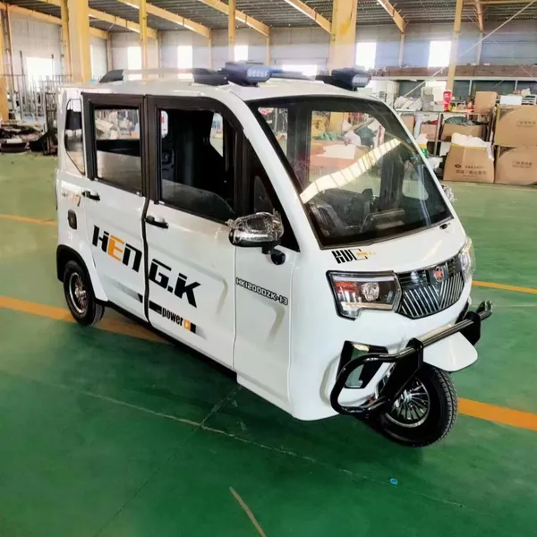Safety and Best Price 3 People Electric Tricycle Passenger Closed Electric Tricycles photo-5
