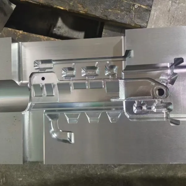 High Pressure Die Casting Tooling & Mold Service Die Casting Mold & Tooling Service Custom Molds for Aluminum & Zinc | Up to 800T | Fast Turnaround photo-3