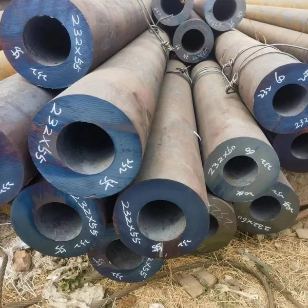 Seamless Steel Pipe : Q345B Grade, Custom Outer Diameter, Petroleum Equipment Manufacturing Stock photo-4