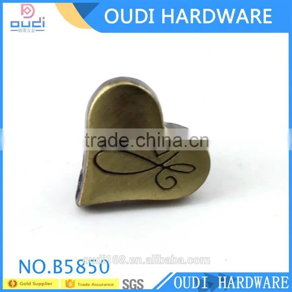 Heart Shape Custom Logo Garment Accessories Shank Press Button photo-2
