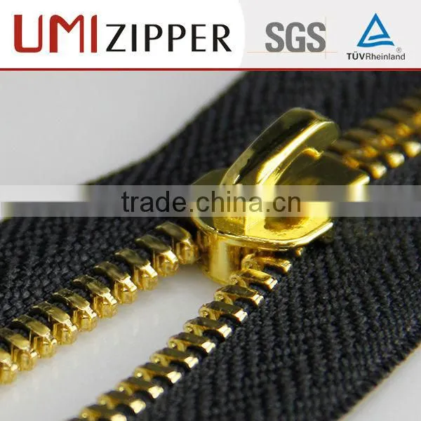 UMI Industrial Gold Teeth Double Ended Metal Zipper Manufacturer photo-3