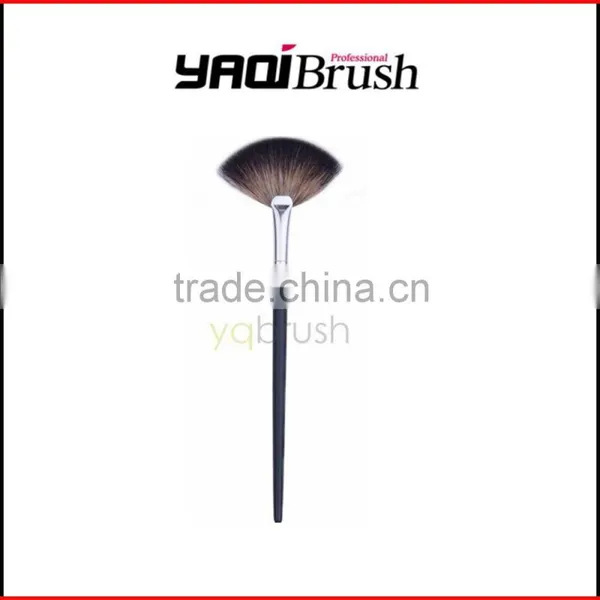 Pink Wooden Handle Fan Makeup Brush photo-6