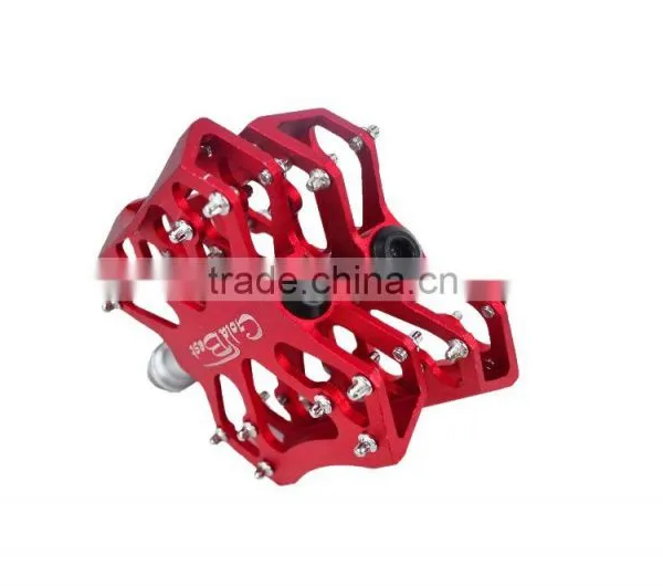 Hot Sale Durable Aluminum Alloy Bicycle Pedals Goldbest 721 Bicycle Parts photo-3