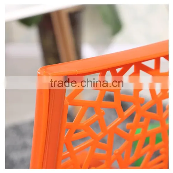 Beautiful Plastic Dining Room Chair Made in China photo-6