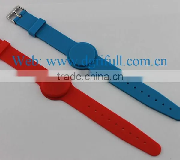 High Frequency HF Justable RFID Silicone Wristband Support Reading Writing photo-4