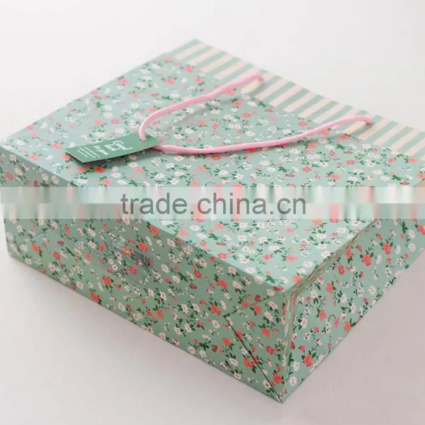 2016 New Arrival Boutique Cuboid Paper Bags Stamp Printing Packaging Bags photo-3