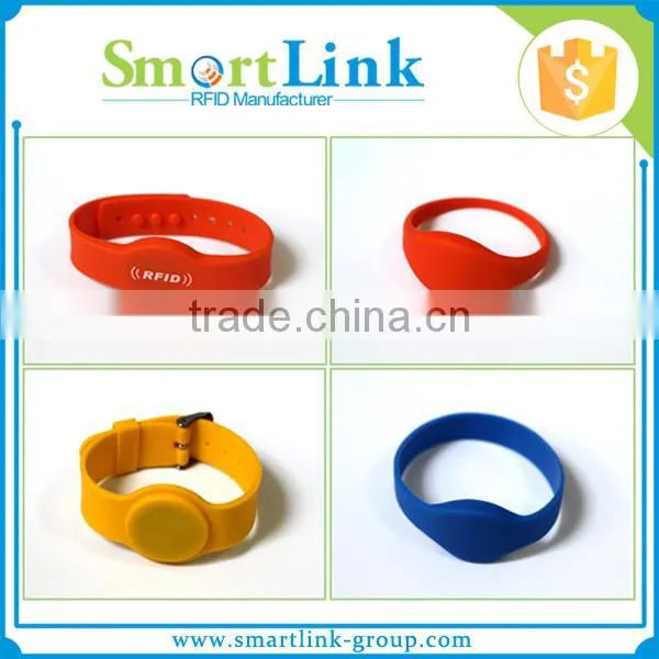 Cheapest LF TK4100/EM4200/EM4305/T5577 Chip Silicone/PVC Rfid Wristband/bracelet for Water Park photo-2