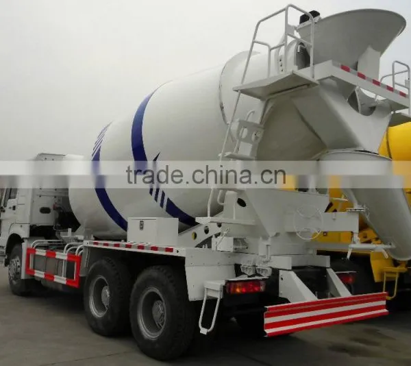 6x4 SINOTRUK HOWO Concrete Delivery Truck for Sale photo-2