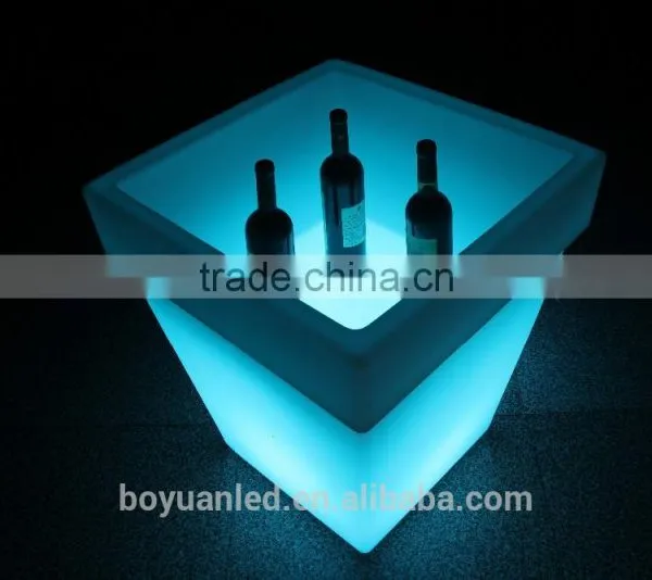 Plastic Material Led Flower Pot With IR Remote Control, Plastic Big Outdoor Led Flower Pots photo-4