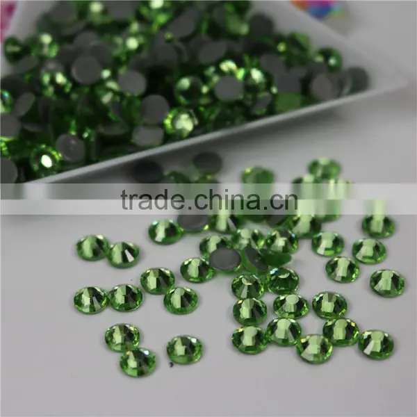 Top Quality Wholesale Peridot Flatback Style Hotfix Heat Rhinestone Transfer for Bags Saree Weddingdress photo-2