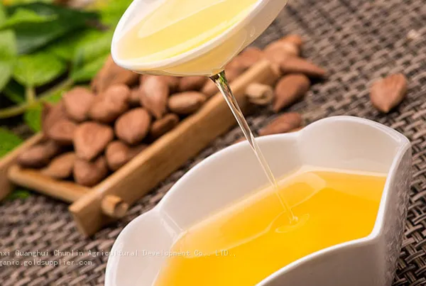 Органическое миндальное масло для приготовления пищи