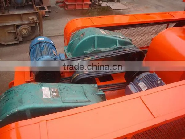 HUAHONG 2PG750*500 2-roller Crusher for Crushing Ores photo-4