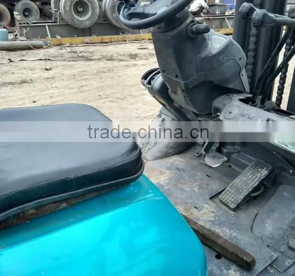 Used Komatsu Forklift FD30T-16 With Good Condition photo-5