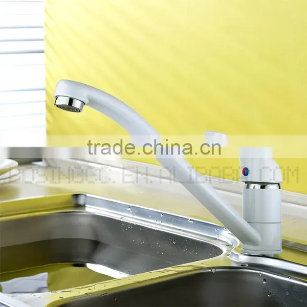 Bosing Classic Flexible Rotated Single Handle Wall Mounted Kitchen Faucet