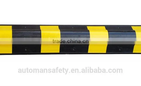 Recycled Rubber Round Parking Corner Guard With Yellow Reflective Tapes photo-3
