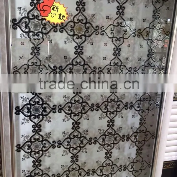 Professional Supplier Chinese Art Glass photo-3