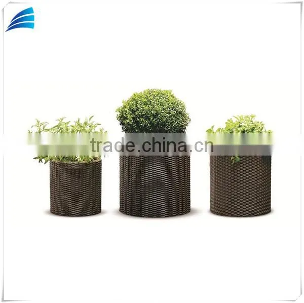 3-piece Indoor/Outdoor Resin Rattan Round Planter photo-2